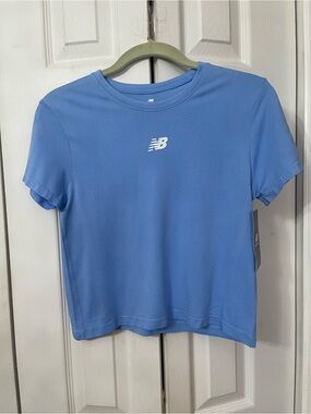 NWT Woman’s New Balance Athleticsl T-shirt In Sky Blue Size Small